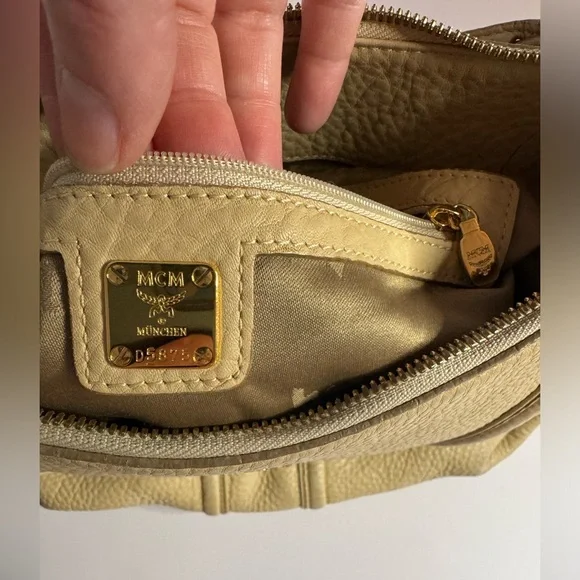 #244 MCM Pebbled Leather Hobo Shoulder Bag - Picture 13 of 16